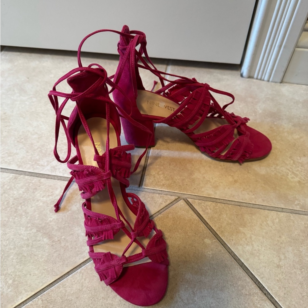 Nine West Women's Fuchsia Lace-Up Heels